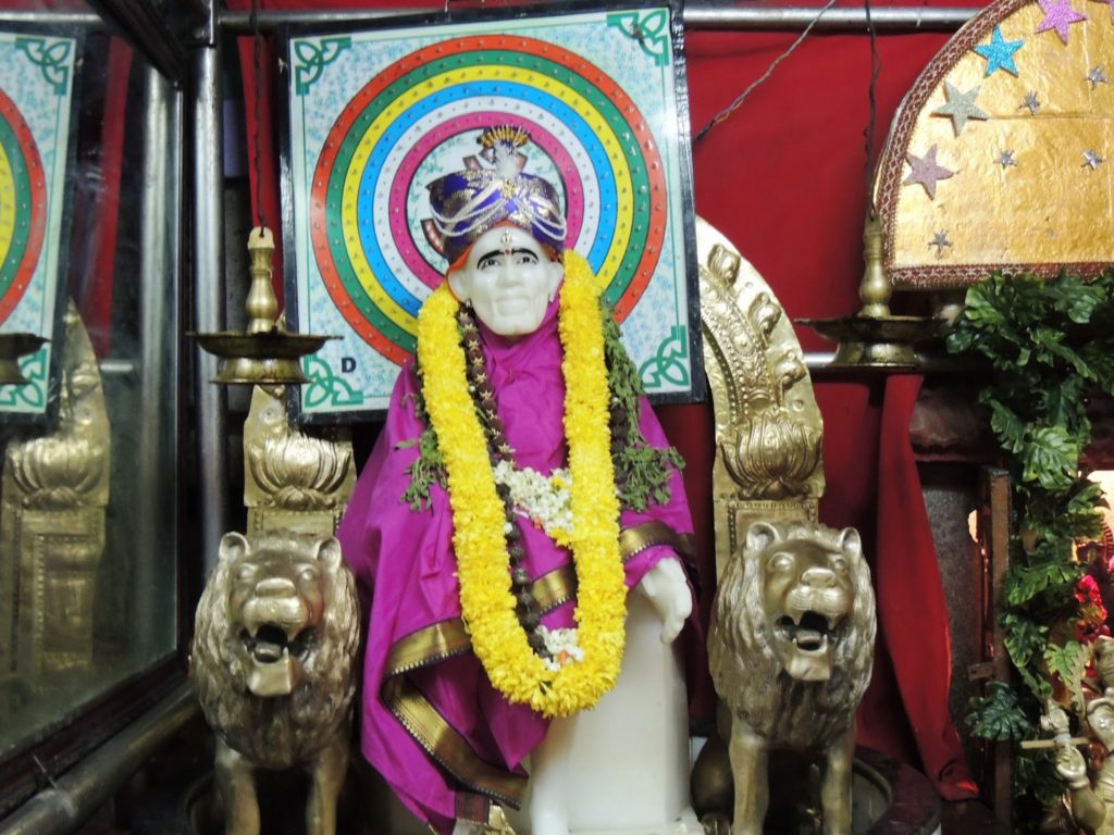 Sri Saibaba Temple, Visveswarapuram
ಶ್ರೀ ಸಾಯಿಬಾಬಾ ದೇವಸ್ಥಾನ, ವಿಶ್ವೇಶ್ವರಪುರಂ